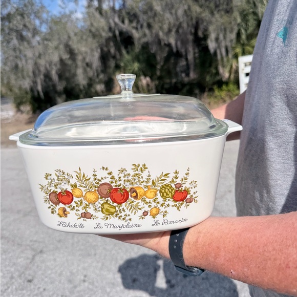 HTF-Vintage Corning Ware “Spice of Life” 5‑Quart Casserole – With Lid